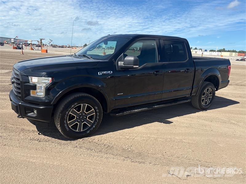 Ford F-150 XLT 4x4 Crew Cab Pickup その他