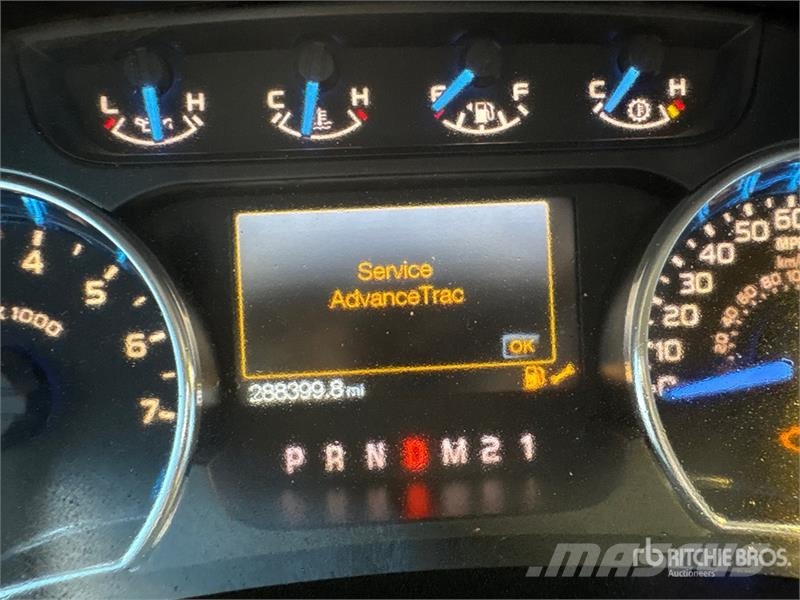Ford F-150 XLT 4x4 Crew Cab Pickup Інше