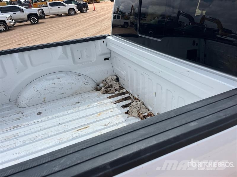 Ford F-150 XLT 4x4 Crew Cab Pickup Drugi