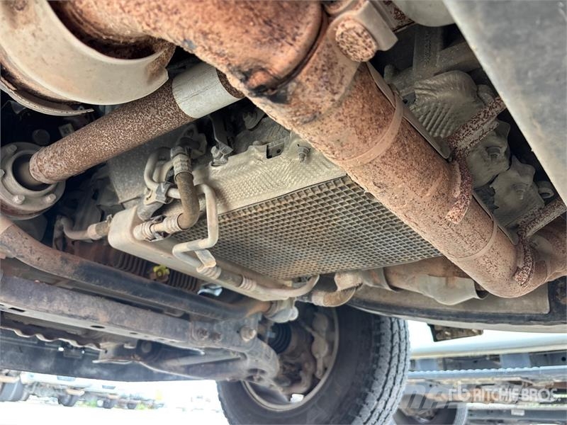Ford F-150 XLT 4x4 Crew Cab Pickup أخرى