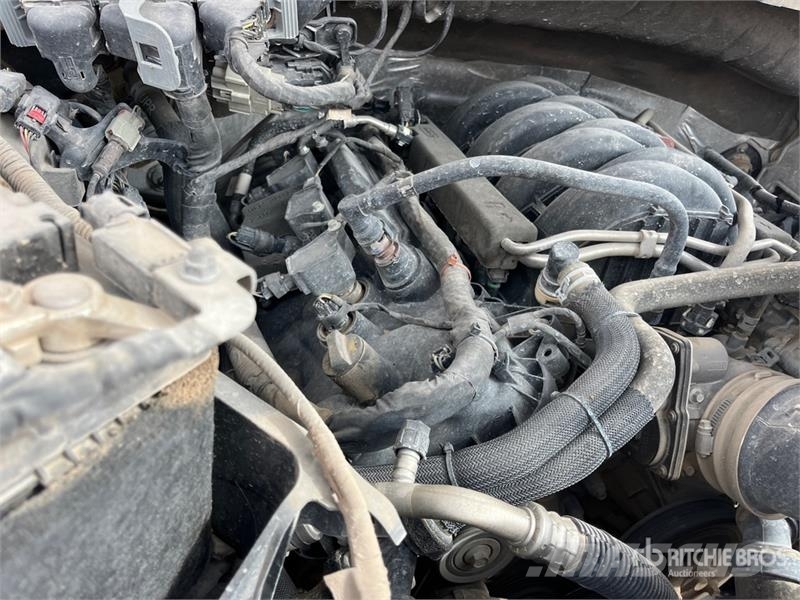 Ford F-150 XLT 4x4 Crew Cab Pickup Drugi