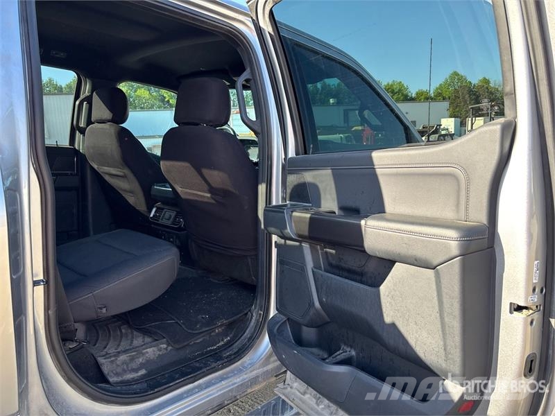 Ford F-150 XLT 4x4 Crew Cab Pickup Anders
