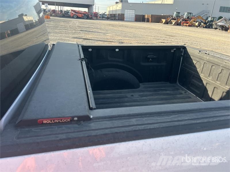 Ford F-150 XLT 4x4 Crew Cab Pickup Otras furgonetas