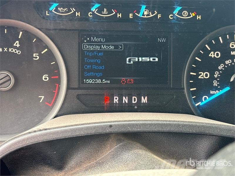 Ford F-150 XLT 4x4 Crew Cab Pickup أخرى