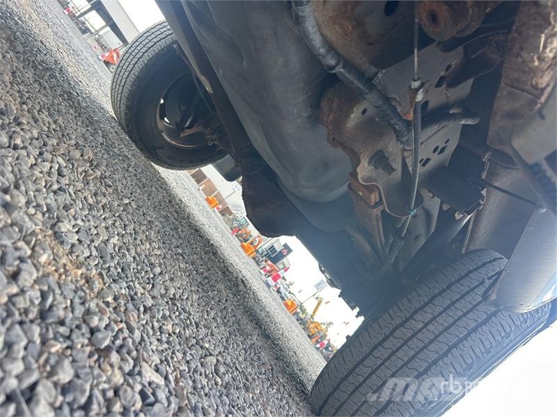 Ford F-150 XLT 4x4 Crew Cab Pickup (Inoperable) Други