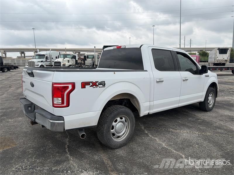 Ford F-150 XLT 4x4 Crew Cab Pickup Інше