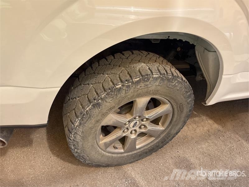 Ford F-150 XLT 4x4 Crew Cab Pickup Övriga bilar