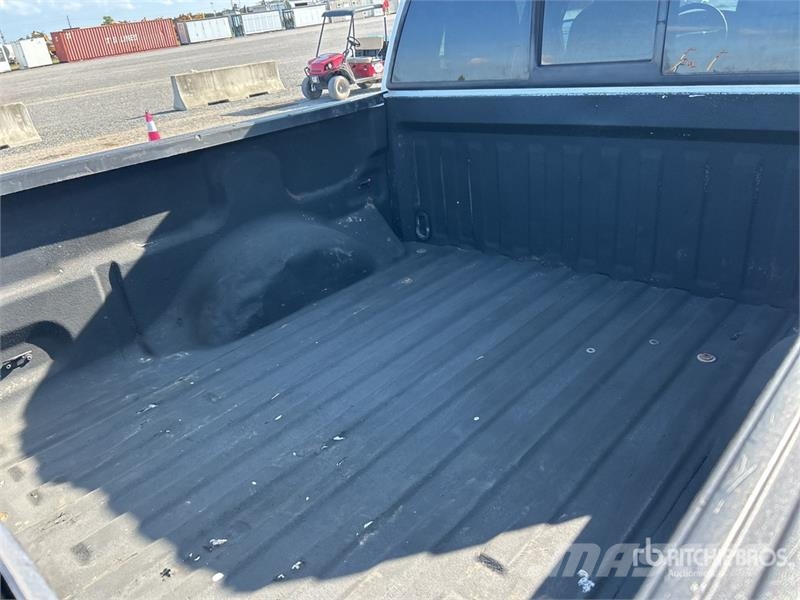 Ford F-150 XLT 4x4 Crew Cab Pickup Інше