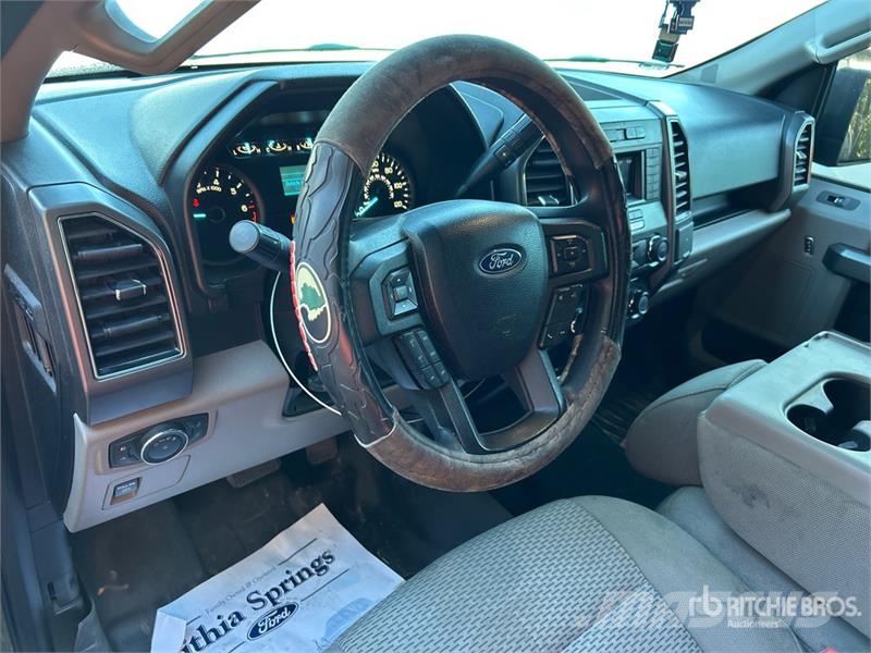 Ford F-150 XLT 4x4 Extended Cab Pickup أخرى