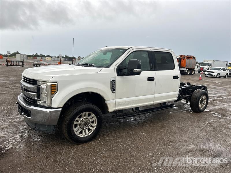 Ford F-250 Cabinas e interior