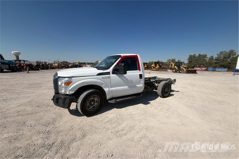 Ford F-250 Kabine i unutrašnjost