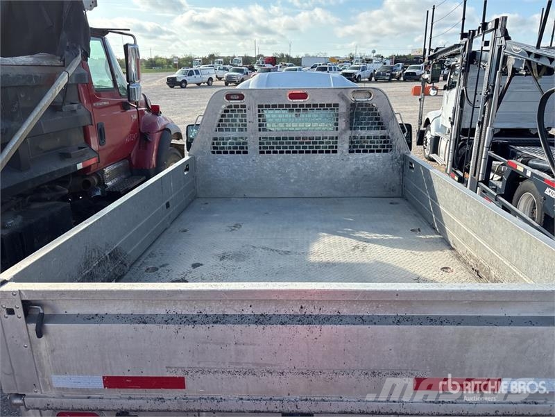 Ford F-250 Pritschenwagen/Pritschenwagen mit Seitenklappe