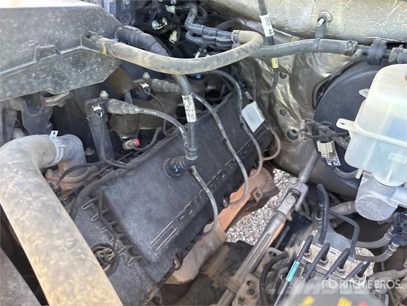 Ford F-250 4x2 Crew Cab Pickup Ostalo