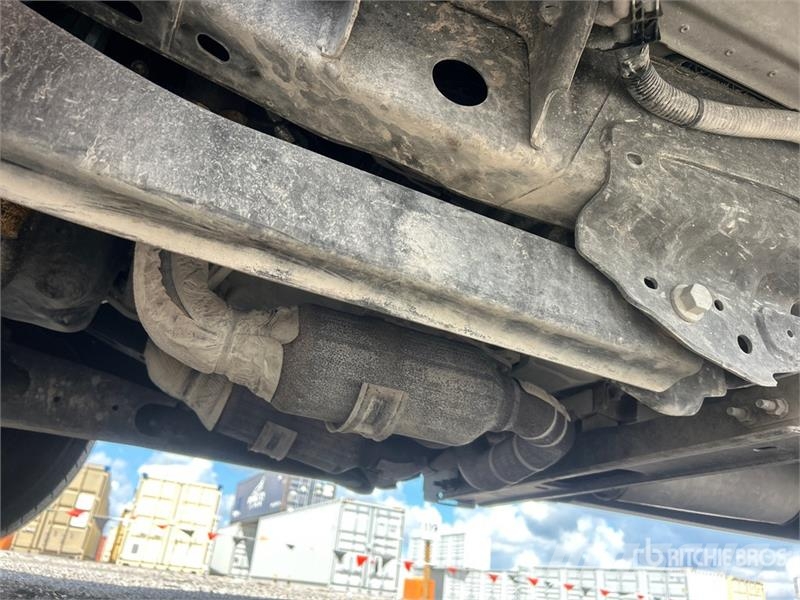 Ford F-250 4x2 Crew Cab Pickup Otras furgonetas