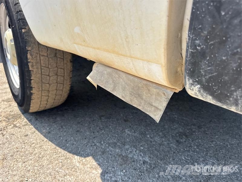 Ford F-250 4x2 Crew Cab Pickup 其他