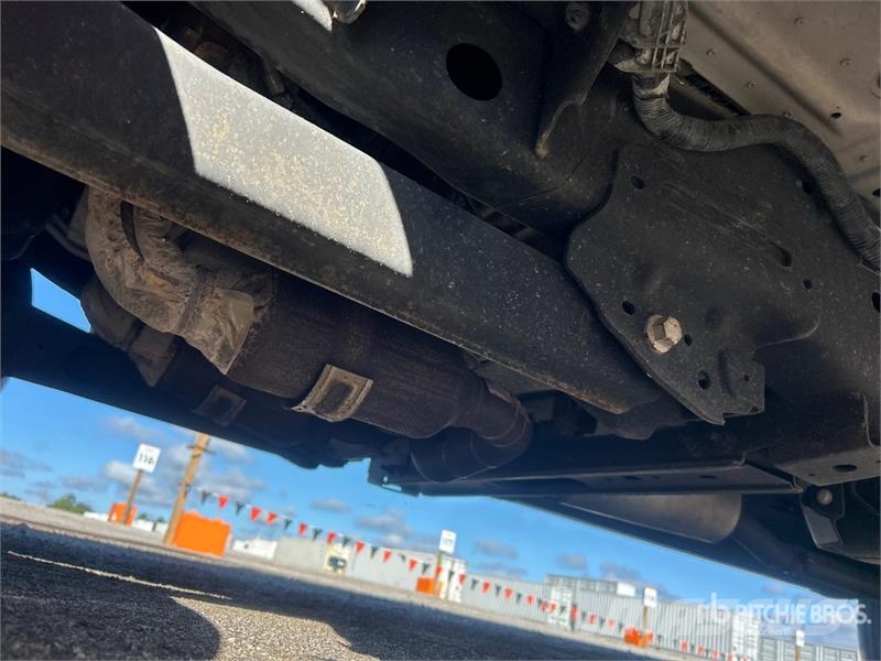 Ford F-250 4x2 Crew Cab Pickup Ostalo