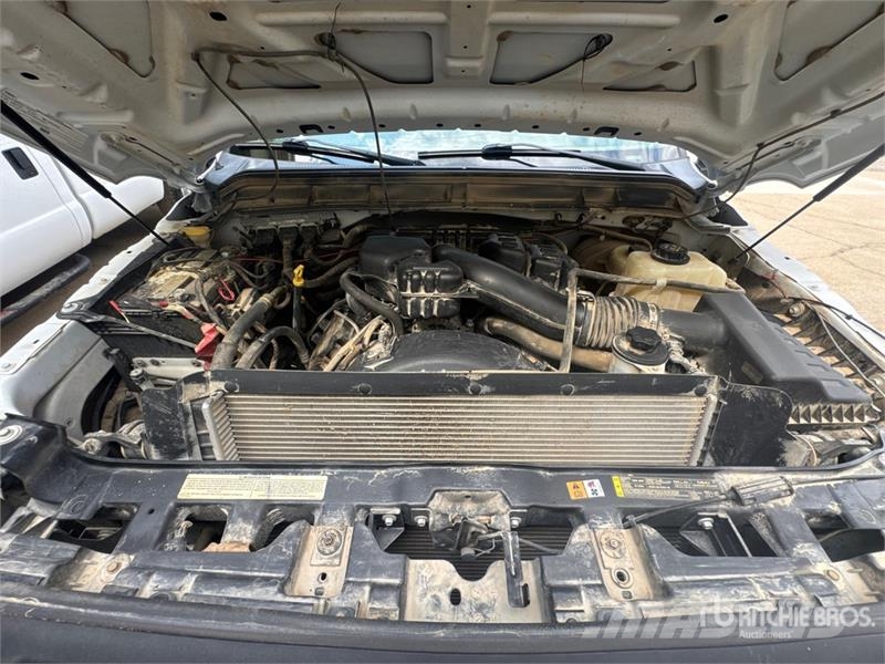 Ford F-250 4x2 Crew Cab Pickup 其他
