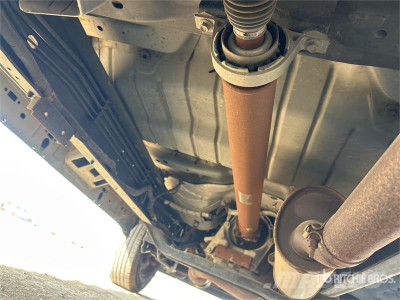 Ford F-250 4x2 Crew Cab Pickup Furgoni altro