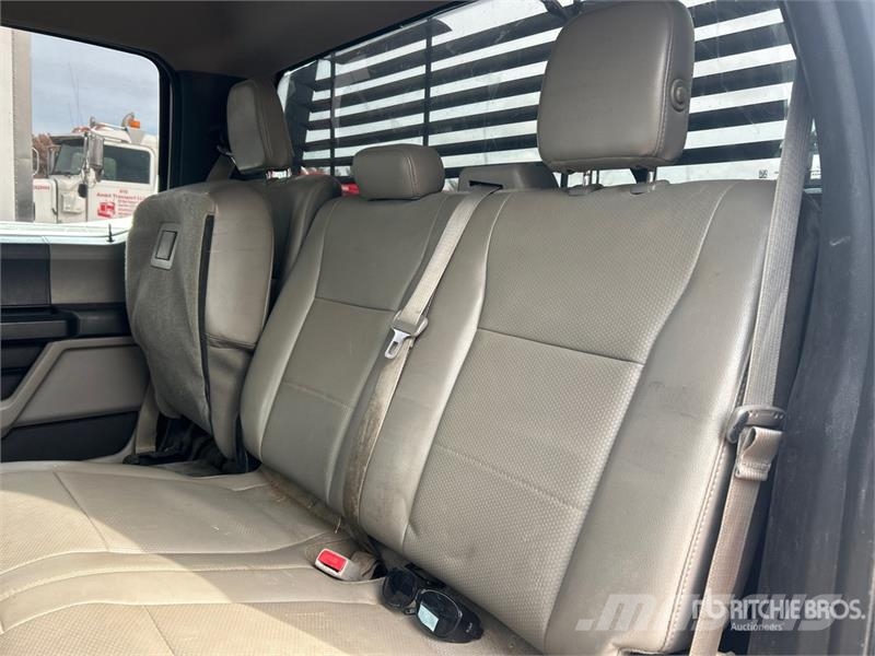 Ford F-250 4x2 Crew Cab Pickup Citi