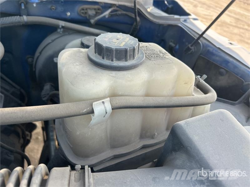 Ford F-250 4x2 Crew Cab Pickup Furgoni altro