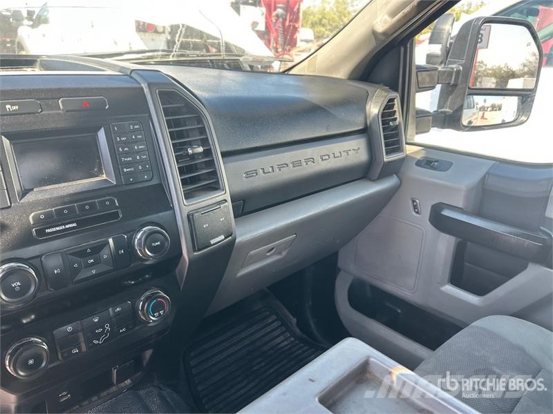 Ford F-250 4x2 Extended Cab Pickup 其他