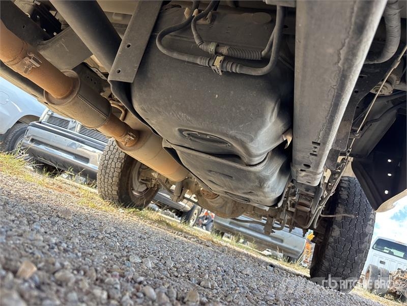 Ford F-250 4x2 Extended Cab Pickup (Inoperable) 其他