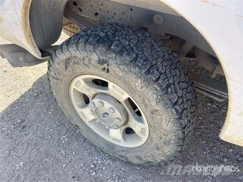 Ford F-250 4x2 Extended Cab Pickup 其他