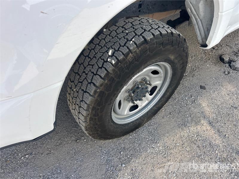 Ford F-250 4x2 Extended Cab Pickup 其他