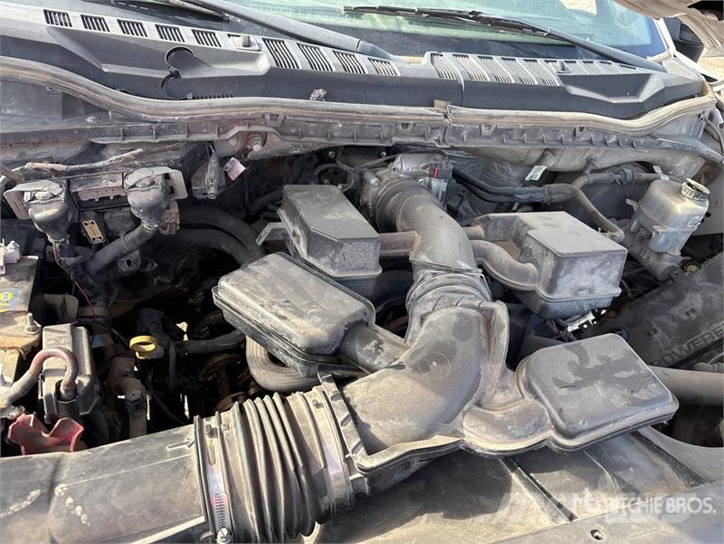 Ford F-250 4x2 Extended Cab Pickup (Inoperable) 其他