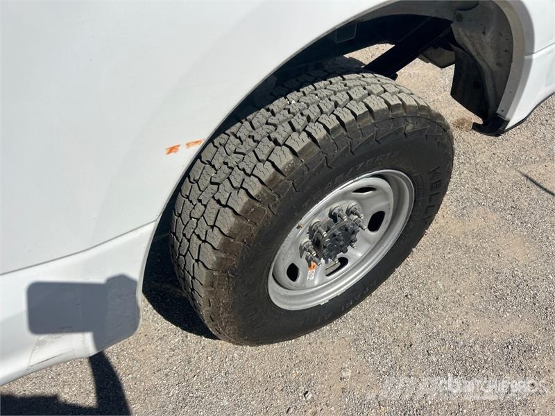 Ford F-250 4x2 Extended Cab Pickup 其他