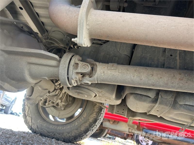Ford F-250 4x2 Extended Cab Pickup 其他