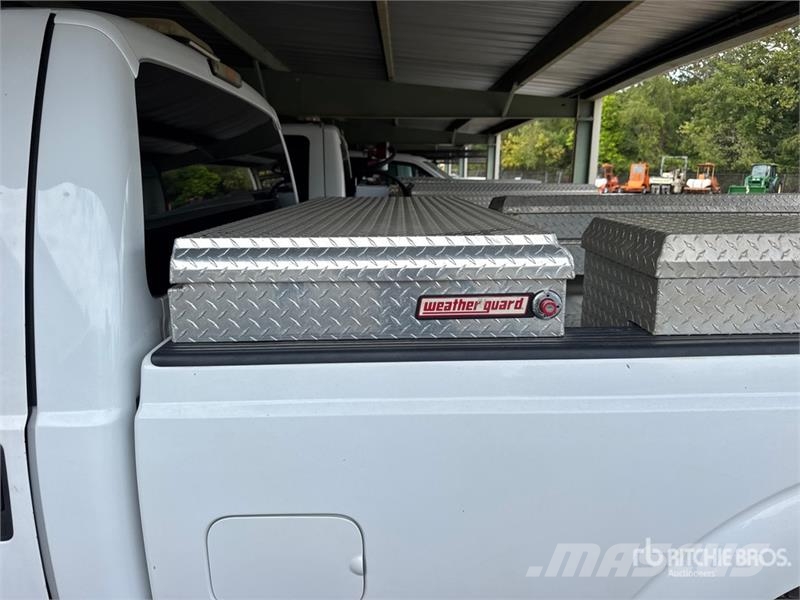 Ford F-250 4x2 Pickup 其他