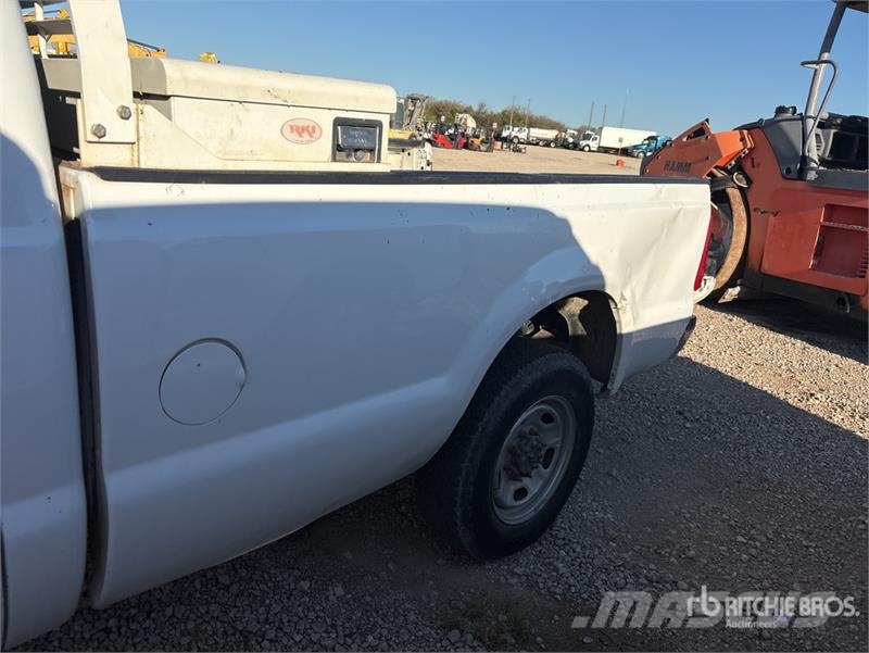 Ford F-250 4x2 Pickup Drugi
