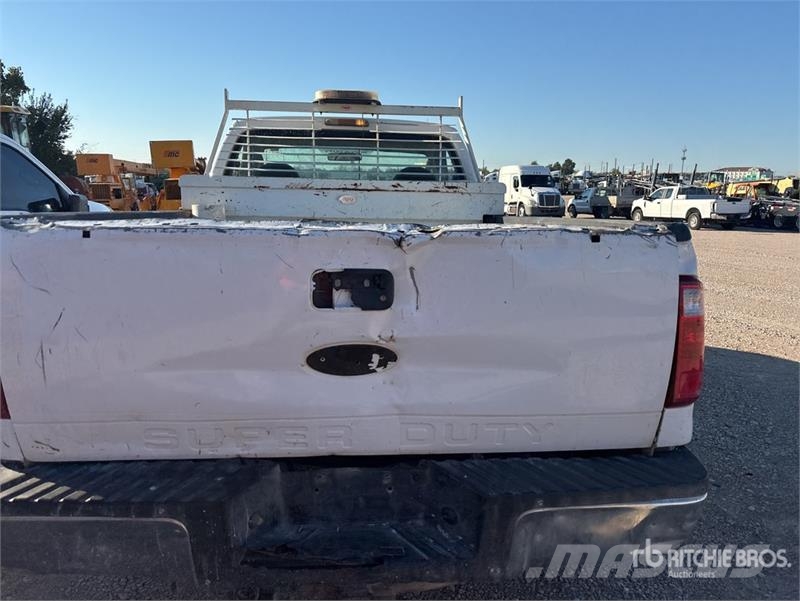 Ford F-250 4x2 Pickup Drugi