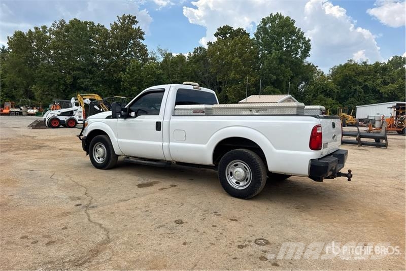 Ford F-250 4x2 Pickup 其他