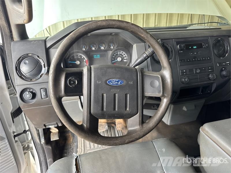 Ford F-250 4x2 Pickup 其他