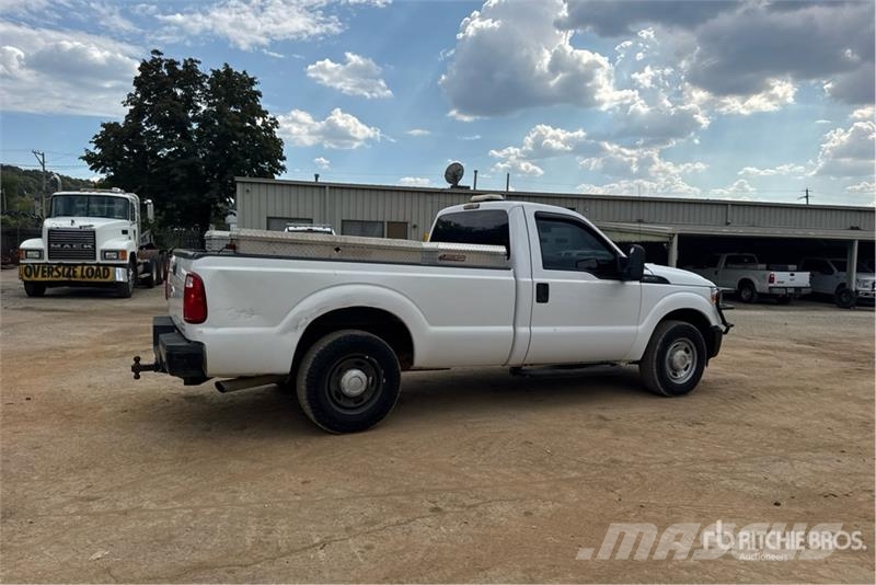 Ford F-250 4x2 Pickup 其他