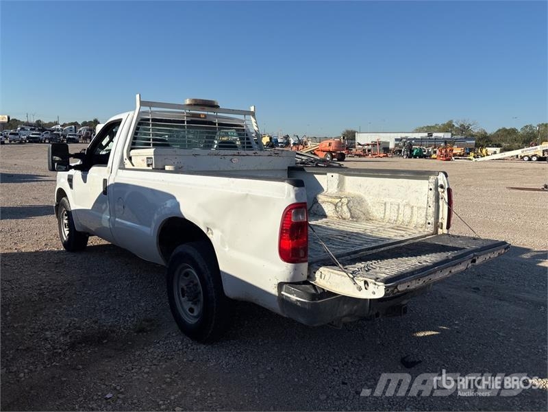 Ford F-250 4x2 Pickup Drugi