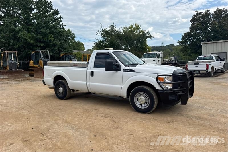 Ford F-250 4x2 Pickup 其他