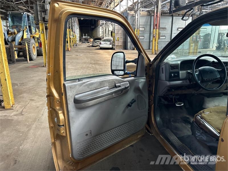 Ford F-250 4x2 Utility Truck Pick up/Dropside