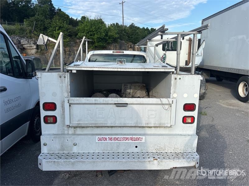Ford F-250 4x2 Utility Truck (Inoperable) Pikapai / Bortiniai sunkvežimiai