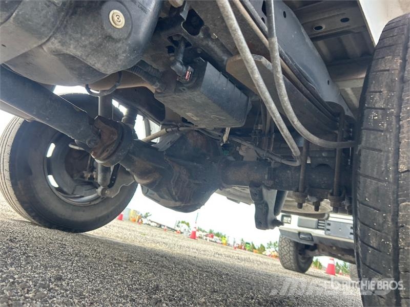 Ford F-250 4x4 Crew Cab Pickup 其他