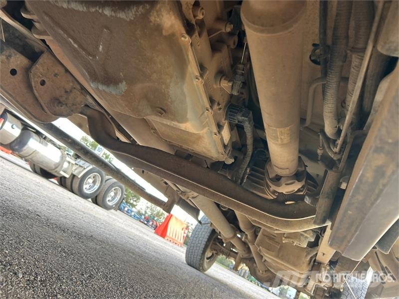 Ford F-250 4x4 Crew Cab Pickup Otras furgonetas