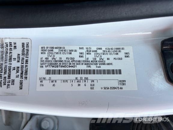 Ford F-250 4x4 Crew Cab Pickup Ostalo