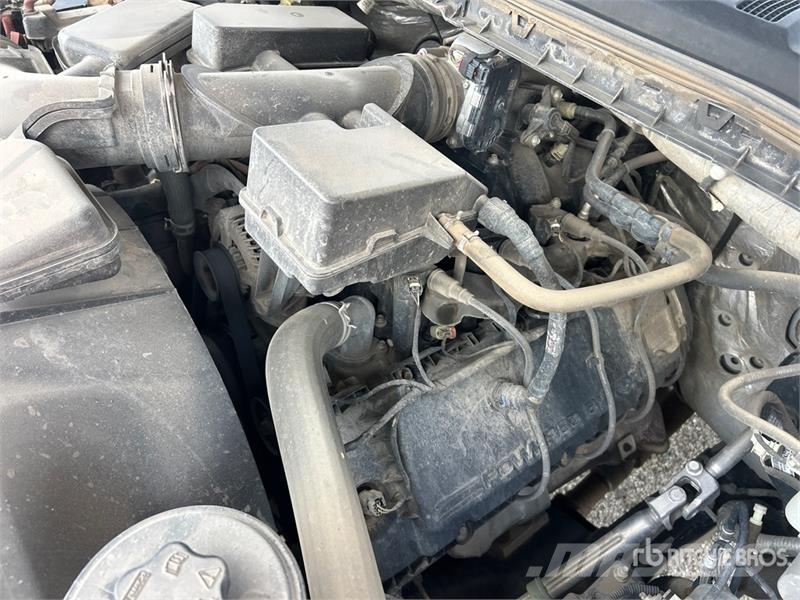 Ford F-250 4x4 Crew Cab Pickup 其他