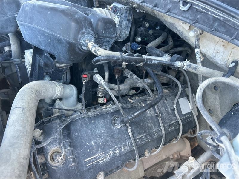 Ford F-250 4x4 Crew Cab Pickup Inne