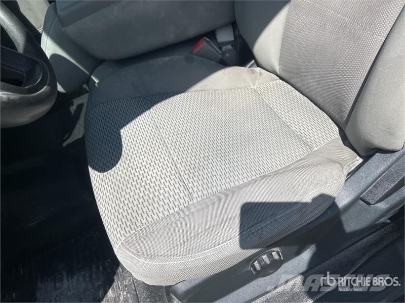 Ford F-250 4x4 Crew Cab Pickup Inne