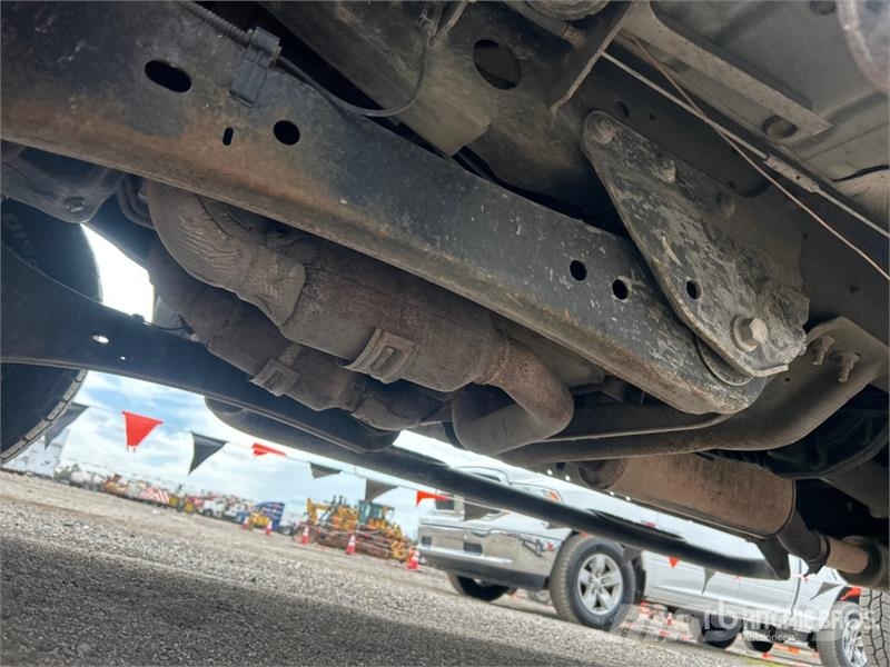 Ford F-250 4x4 Crew Cab Pickup (Inoperable) その他