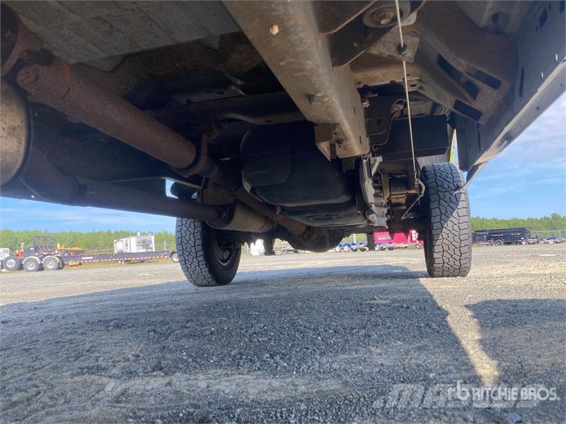Ford F-250 4x4 Crew Cab Pickup Άλλα Vans