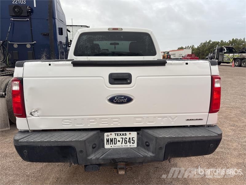 Ford F-250 4x4 Extended Cab Pickup 其他